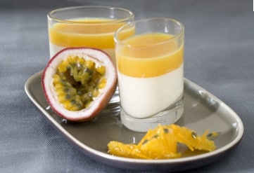 Recette de panacotta au fruit de la passion, à la mangue et au lait de soja