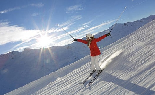 femme-ski-piste