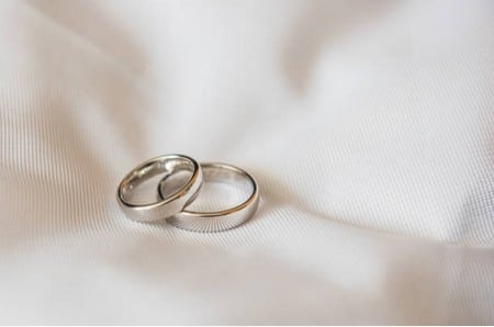 Quelles différences entre le PACS et le mariage ?